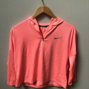 athletic pullover